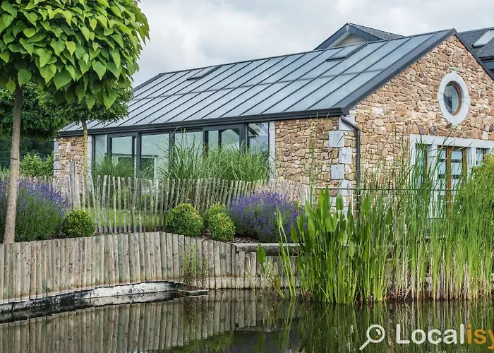 Thermes Oppidum בית נופש טהאו